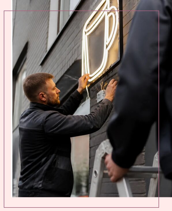 Изготовление и монтаж неоновых вывесок на заказ в Саранске